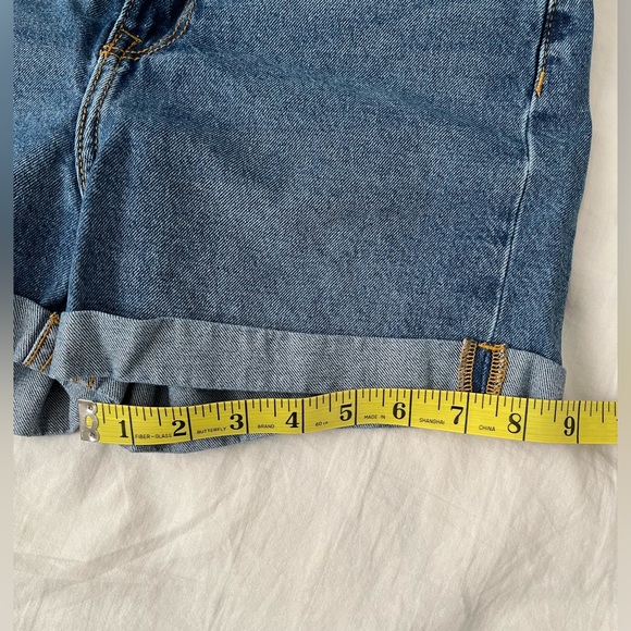 H&M Divided Vintage High Waist Denim Shorts - Picture 6 of 8